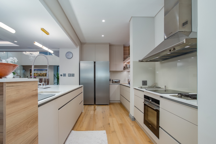 4 Bedroom Property for Sale in Val De Vie Estate Western Cape